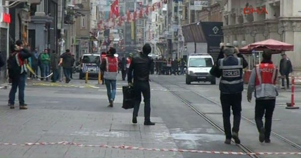 В центре Стамбула подорвался смертник: есть погибшие