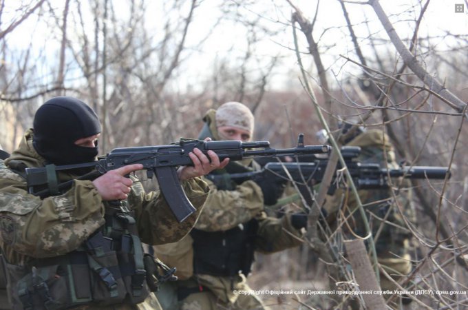 Ситуация на Донбассе резко ухудшилась: боевики атакуют каждый день