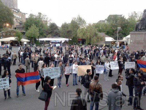 В Армении прошел митинг против приезда в страну Лаврова