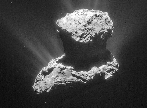 Ученые нашли на комете Чурюмова-Герасименко компоненты жизни