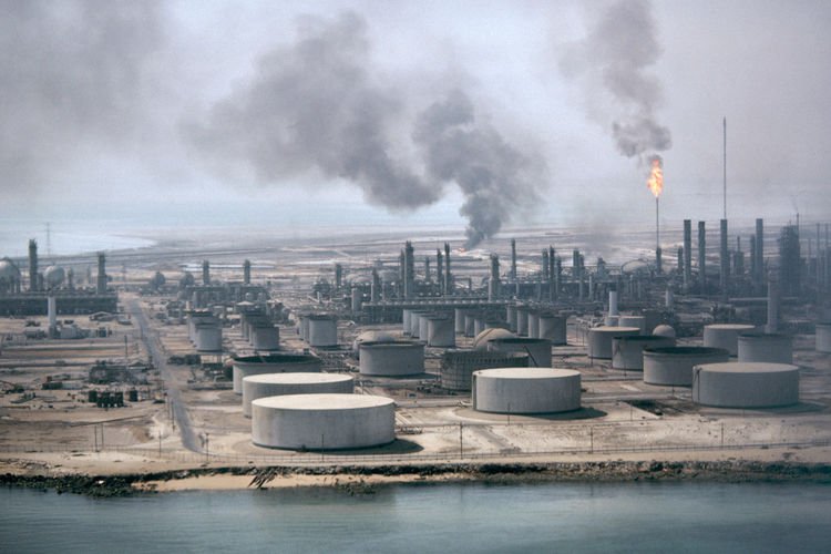 Саудовская Аравия нарастила добычу нефти до рекордного объема