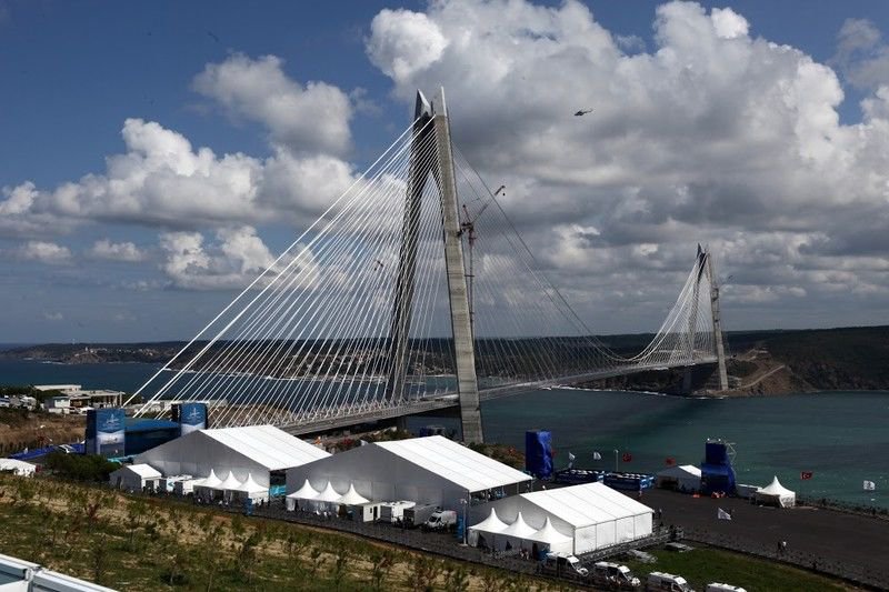 В Турции построен самый широкий мост в мире. Фото