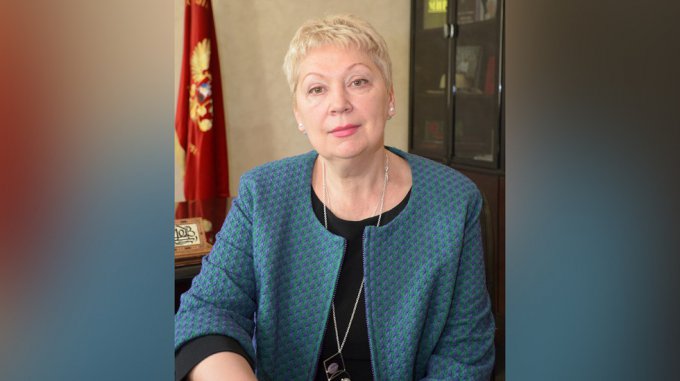 Новый министр образования РФ привлекла внимание «научными интересами»