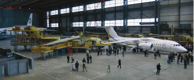 Компания «Антонов» получила заказы на производство более 70 самолетов