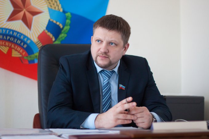 ФСБ арестовала бывшего «главу парламента» «ЛНР»