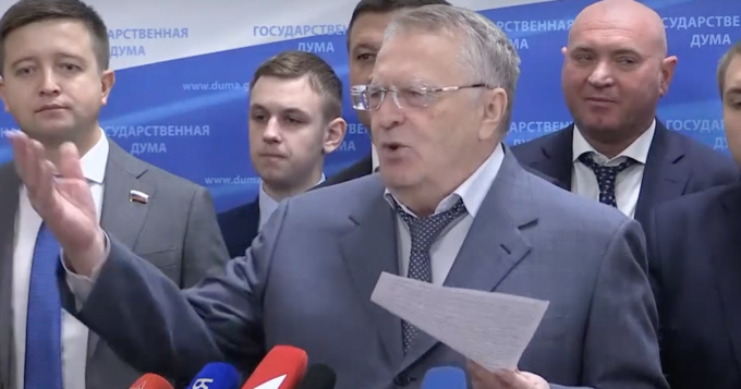 Жириновский написал стихи и предложил заставить врагов «попукивать». Видео