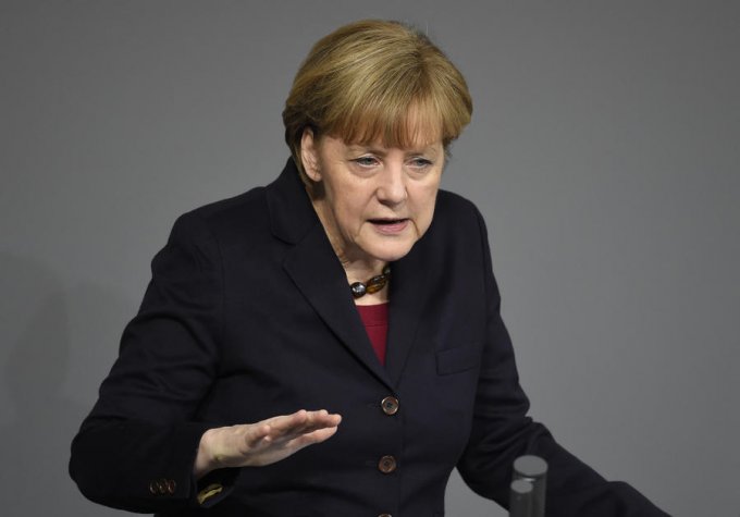 Ангела Меркель призвала к запрету паранджи в Германии