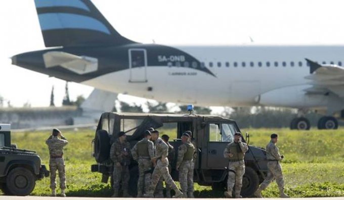 Террористы захватили пассажирский самолет ливийских авиалиний