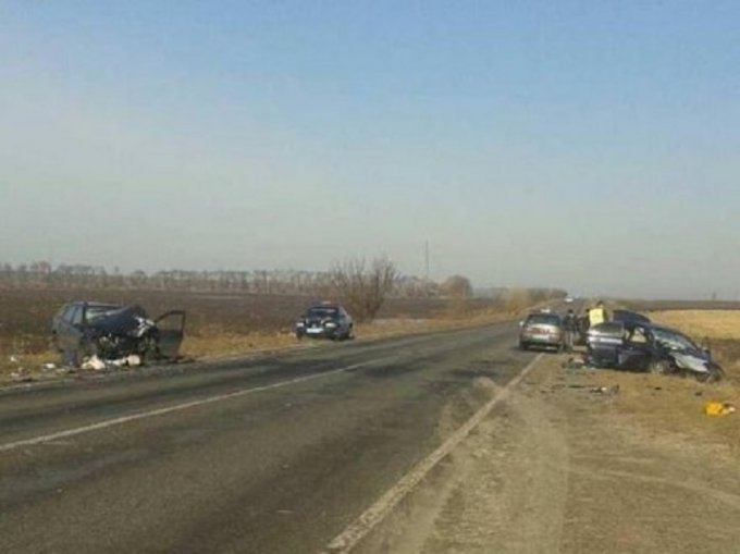 Фатальное ДТП на Киевщине: двое погибших, четверо травмированных