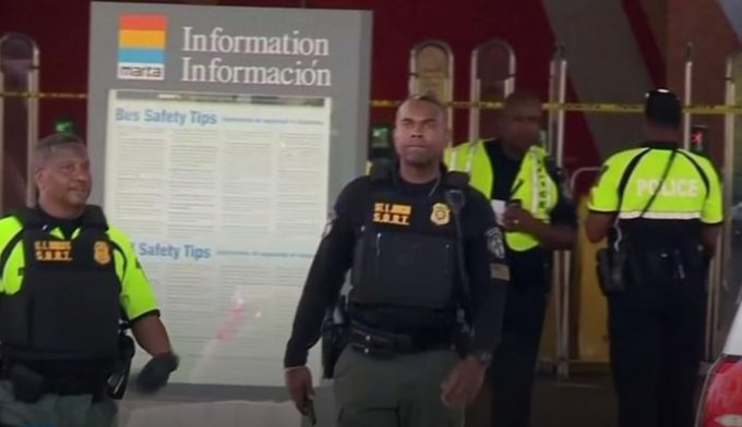 В США мужчина открыл огонь по пассажирам метро: есть жертвы