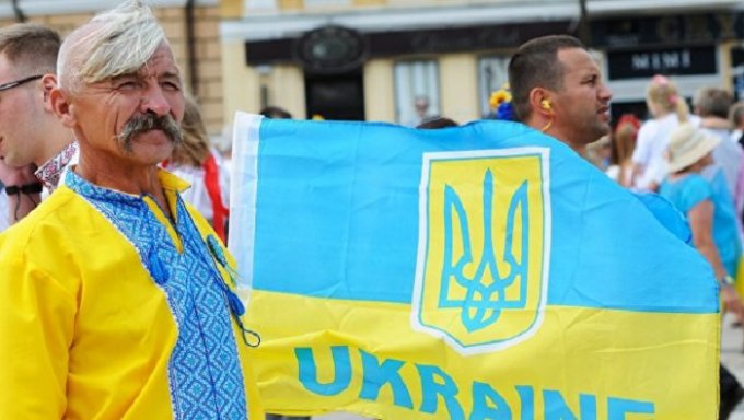 Столичные заведения общепита хотят полностью украинизировать