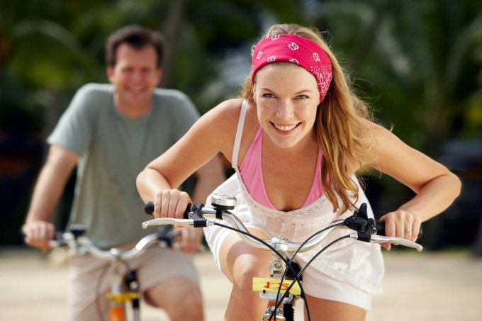 Езда на велосипеде способна заменить бег по утрам и занятия в спортзале