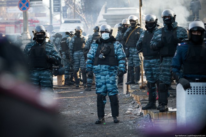 Суд обвинил руководителей «Беркута» в преступлениях против Майдана