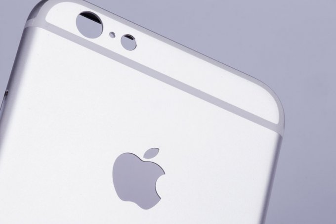 В Интернет появились первые снимки корпуса iPhone 7. Фото