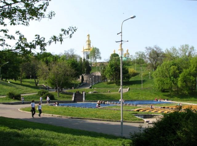 Киевские парки, которые нужно посетить весной. Фото