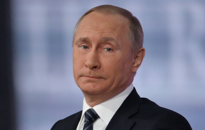 Сеть рассмешили свежие шутки о Путине и его «панамской виолончели»
