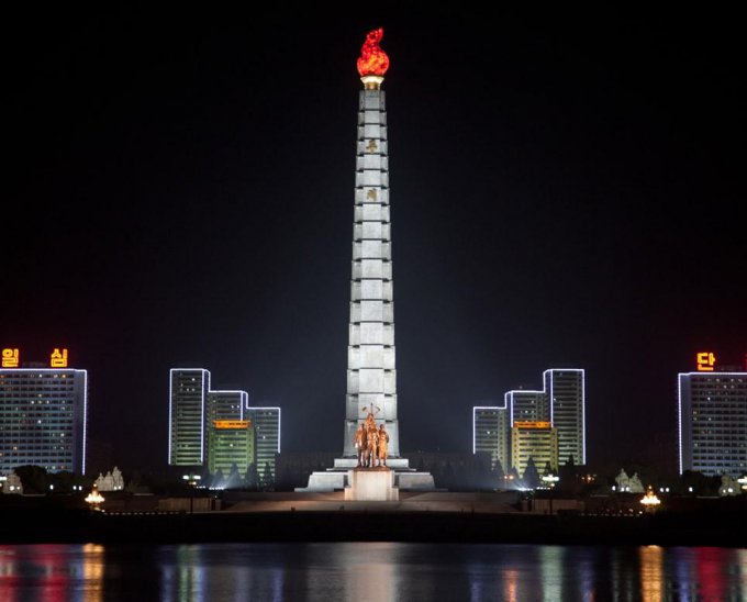 Жизнерадостные будни Северной Кореи глазами иностранного фотографа. Фото