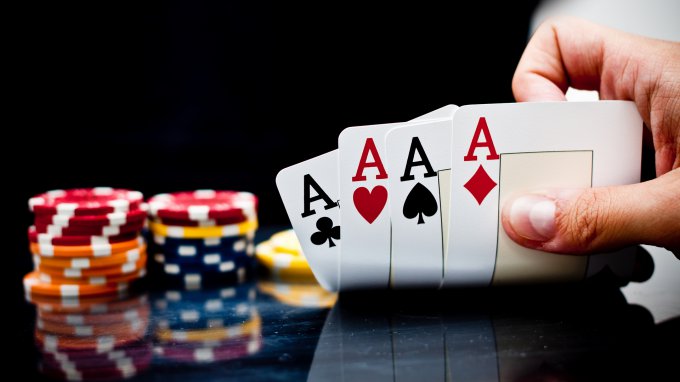 Украинец выиграл 190 млн долларов в покерном турнире