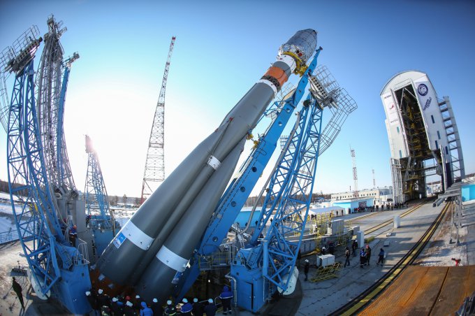 Первый запуск ракеты с нового космодрома провалился на глазах у Путина. Видео