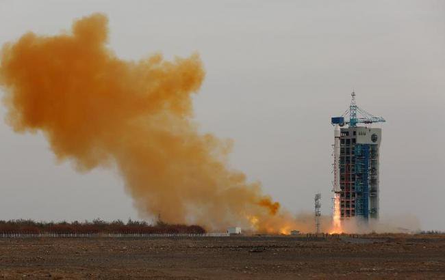 В космос запустили китайский спутник для удаленного исследования Земли  