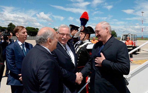 Лукашенко начал первый визит в ЕС после снятия санкций