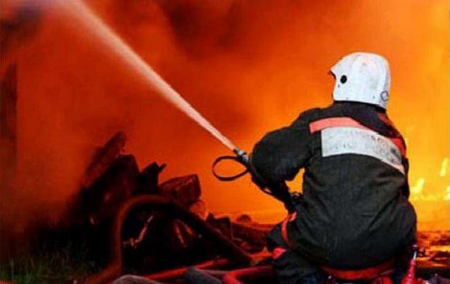 Масштабный пожар Николаеве: из жилого дома эвакуированы 17 человек