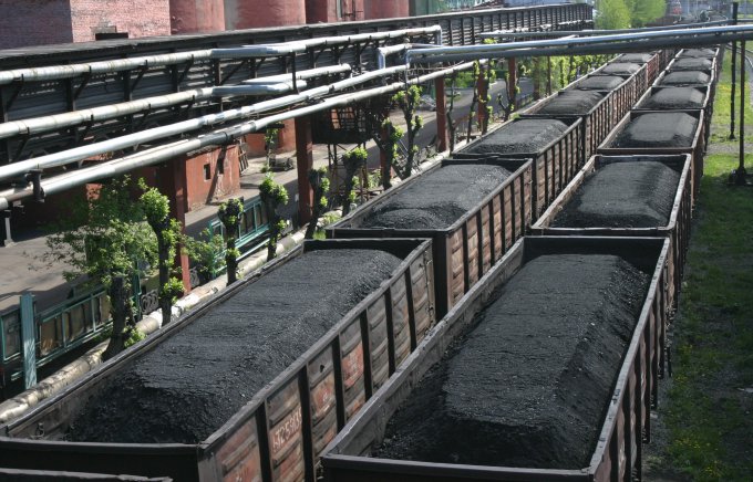 Украина покупает уголь у неподконтрольных территорий Донбасса, – министр