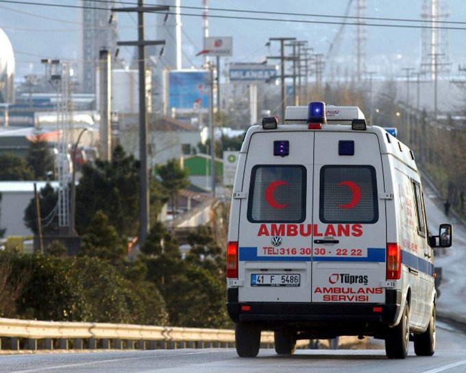 В Турции перевернулся автобус с пассажирами: есть погибшие