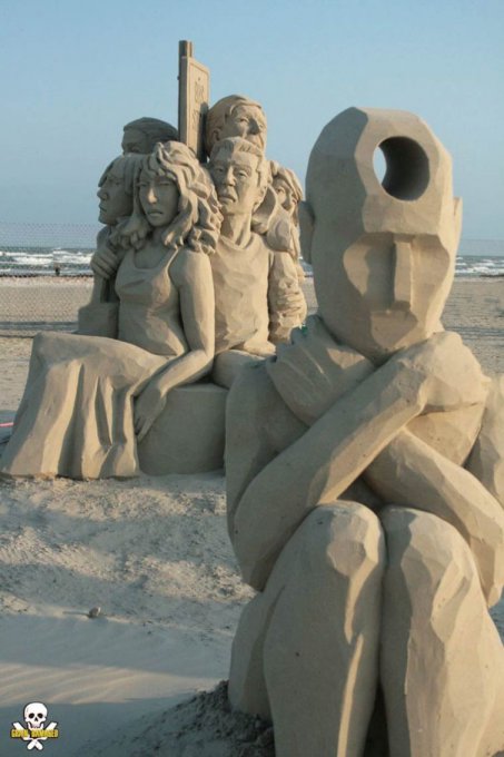Впечатляющие скульптуры, созданные из песка. Фото