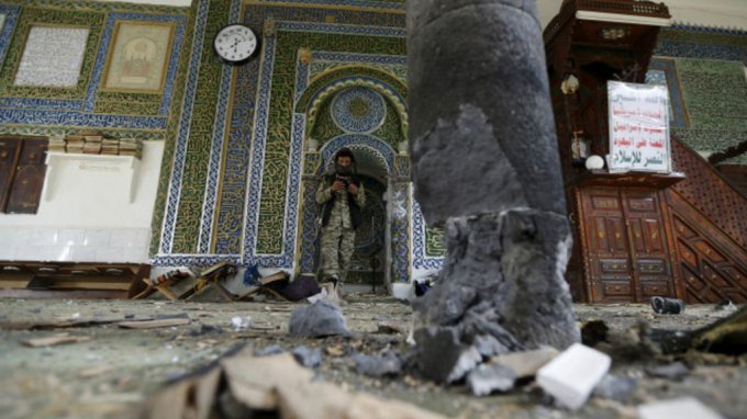 В Йемене боевик ИГИЛ совершил теракт, погибли более 20 человек