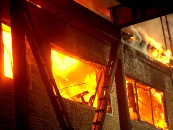 На Днепропетровщине в пожаре погибли три человека