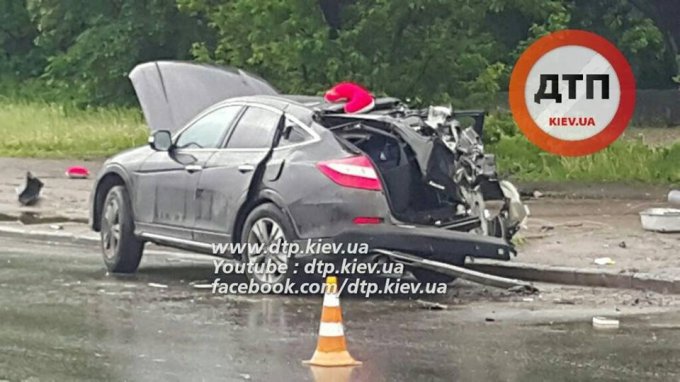 В Киеве автомобиль Геращенко попал в серьезное ДТП
