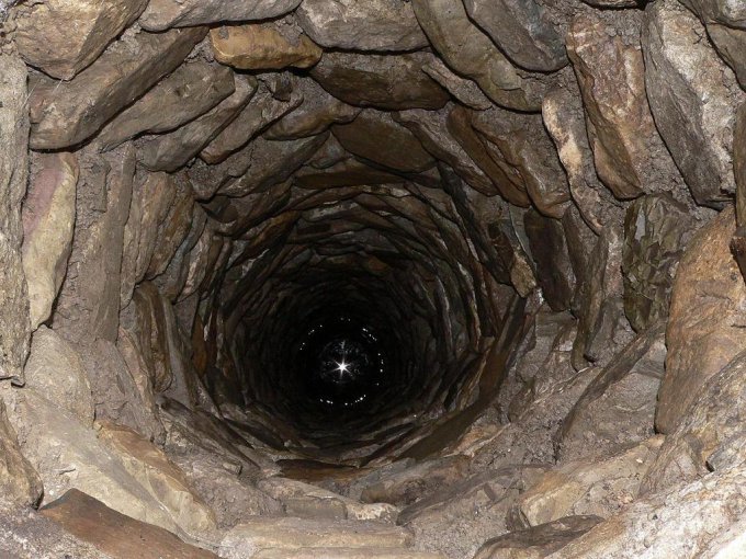 На Тернопольщине женщина утонула в глубоком колодце