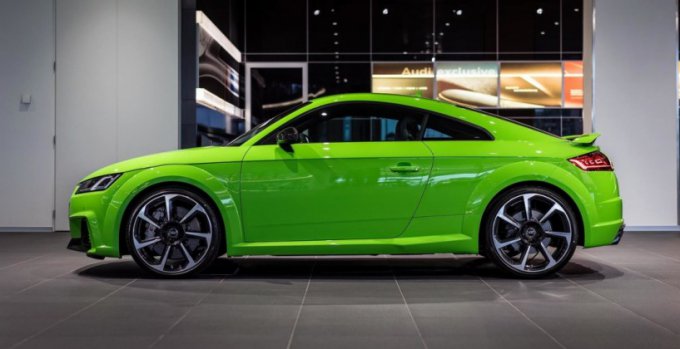 Audi презентовала новое купе эксклюзивного цвета