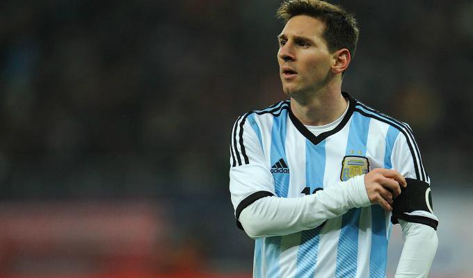 Месси стал лучшим бомбардиром в истории сборной Аргентины