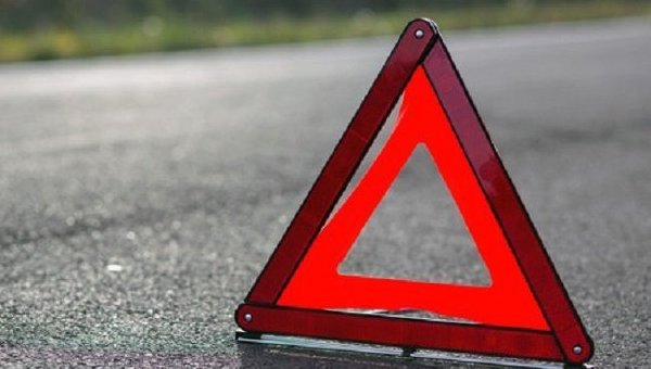 Три автомобиля столкнулись в Николаевской области