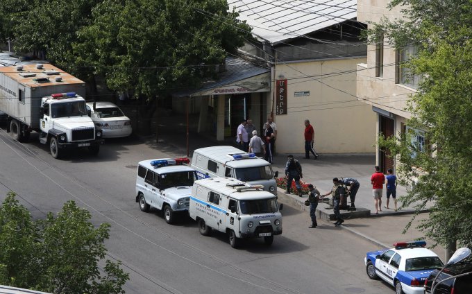 Итоги противостояния в Ереване: арестовано 47 человек