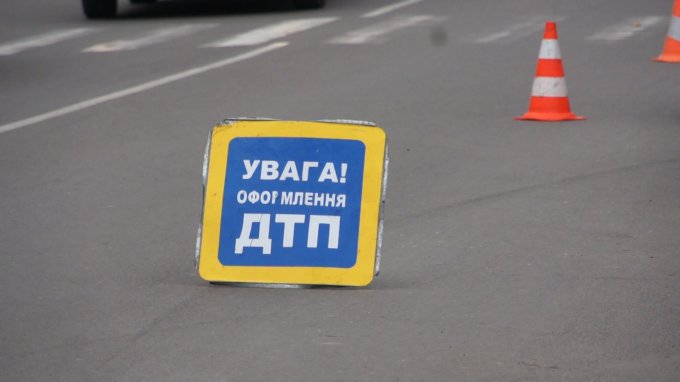 В Киеве нетрезвый водитель сбил патрульных, оформлявших ДТП