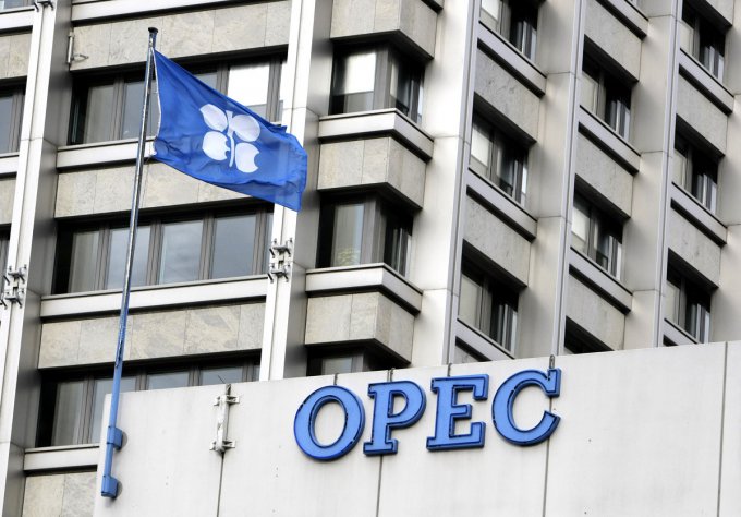 ОПЕК отказалась от идеи остановки темпов добычи нефти