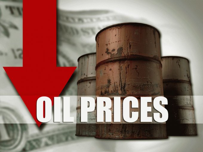 Цены на нефть снижаются на фоне роста запасов в США