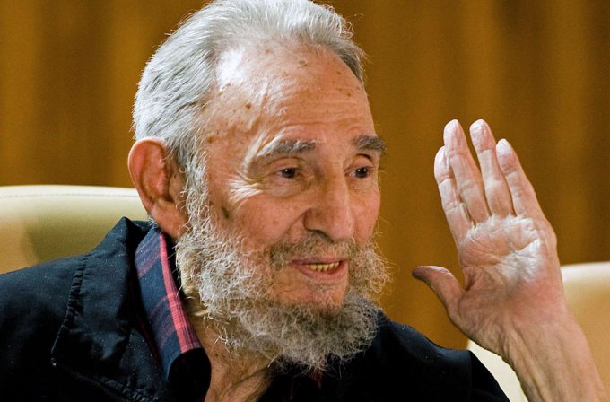 Фидель Кастро получил большой подарок на 90-летие. Видео