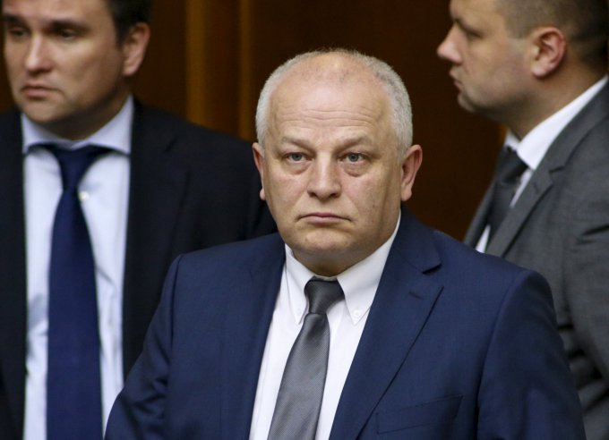 Суд обязал прокуратуру начать расследование против вице-премьера Степана Кубива