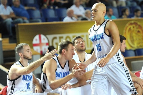 Сборная Украины по баскетболу громит Косово