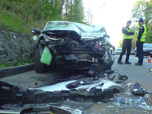 Один человек погиб в аварии под Киевом