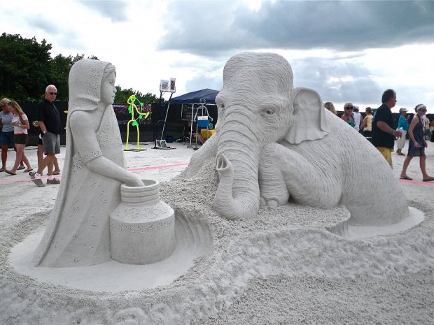 На что способны скульпторы, когда используют песок. Фото