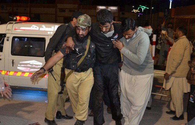 Более 60 человек погибло в результате теракта в Пакистане