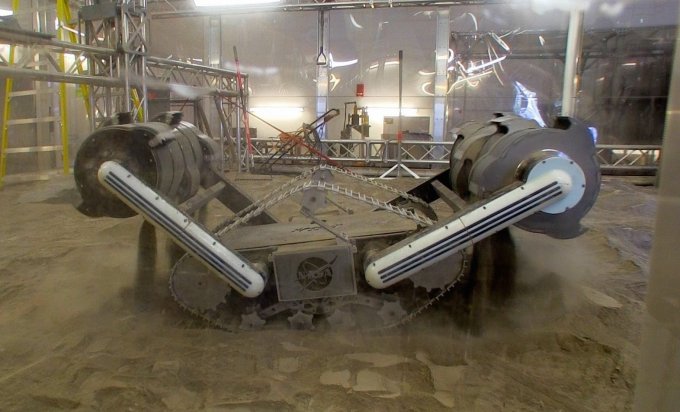 NASA показало робота для добычи минералов на других планетах