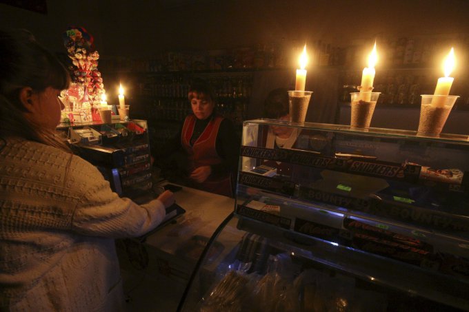 Крымчан ждут новые отключения света