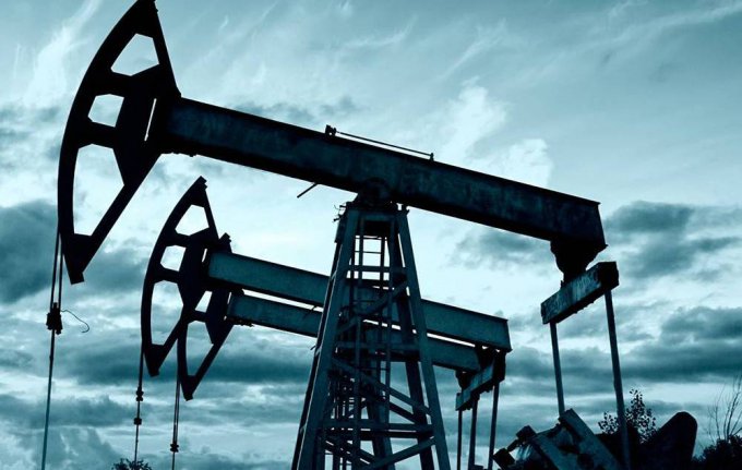 Страны ОПЕК не смогли определить размеры ограничений на добычу нефти