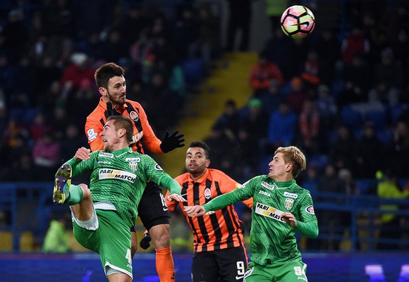 Премьер-лига: тяжелая победа «Шахтера», «Динамо» отрывается от «Зари»